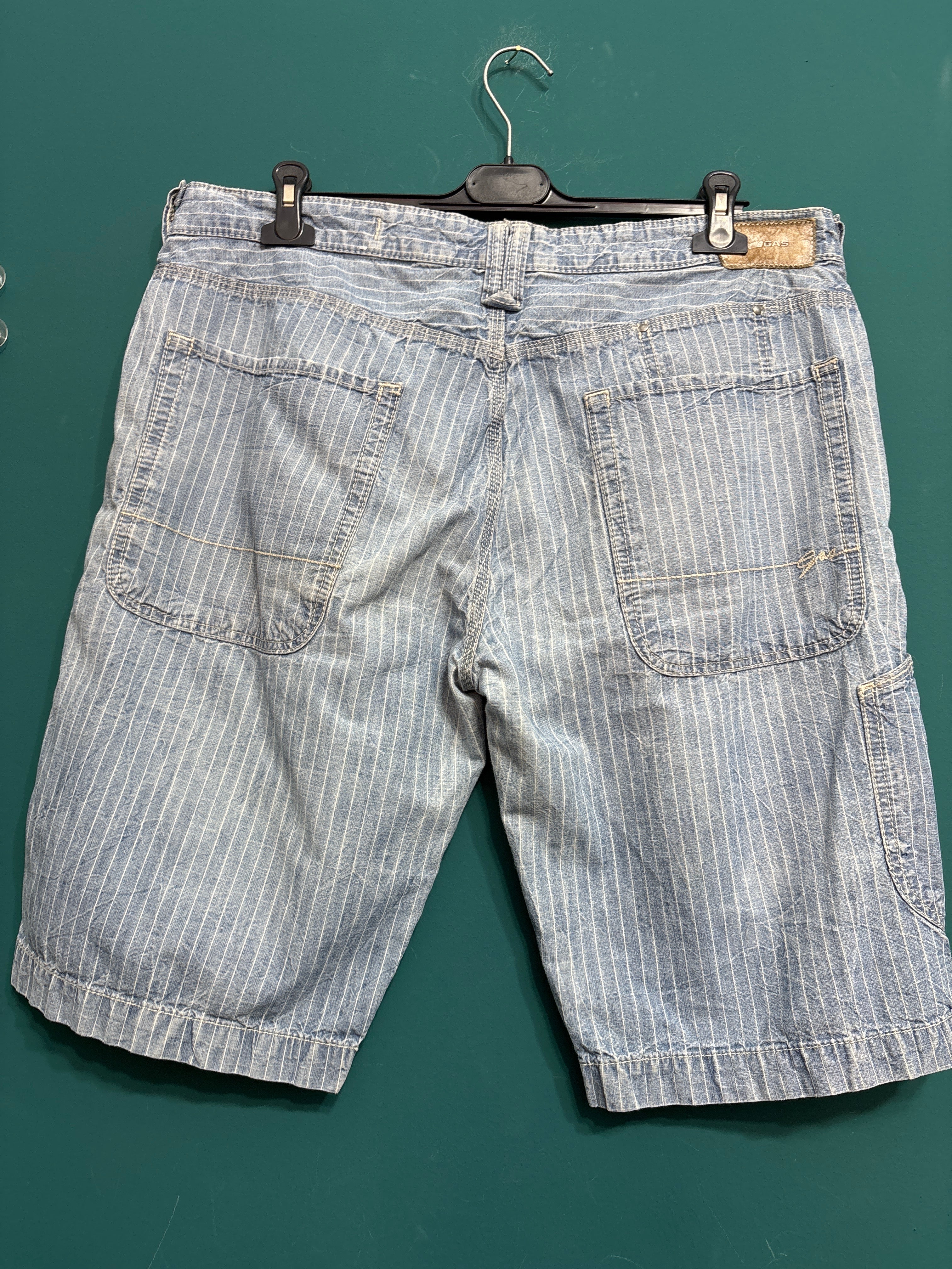 SHORTS GAS 574