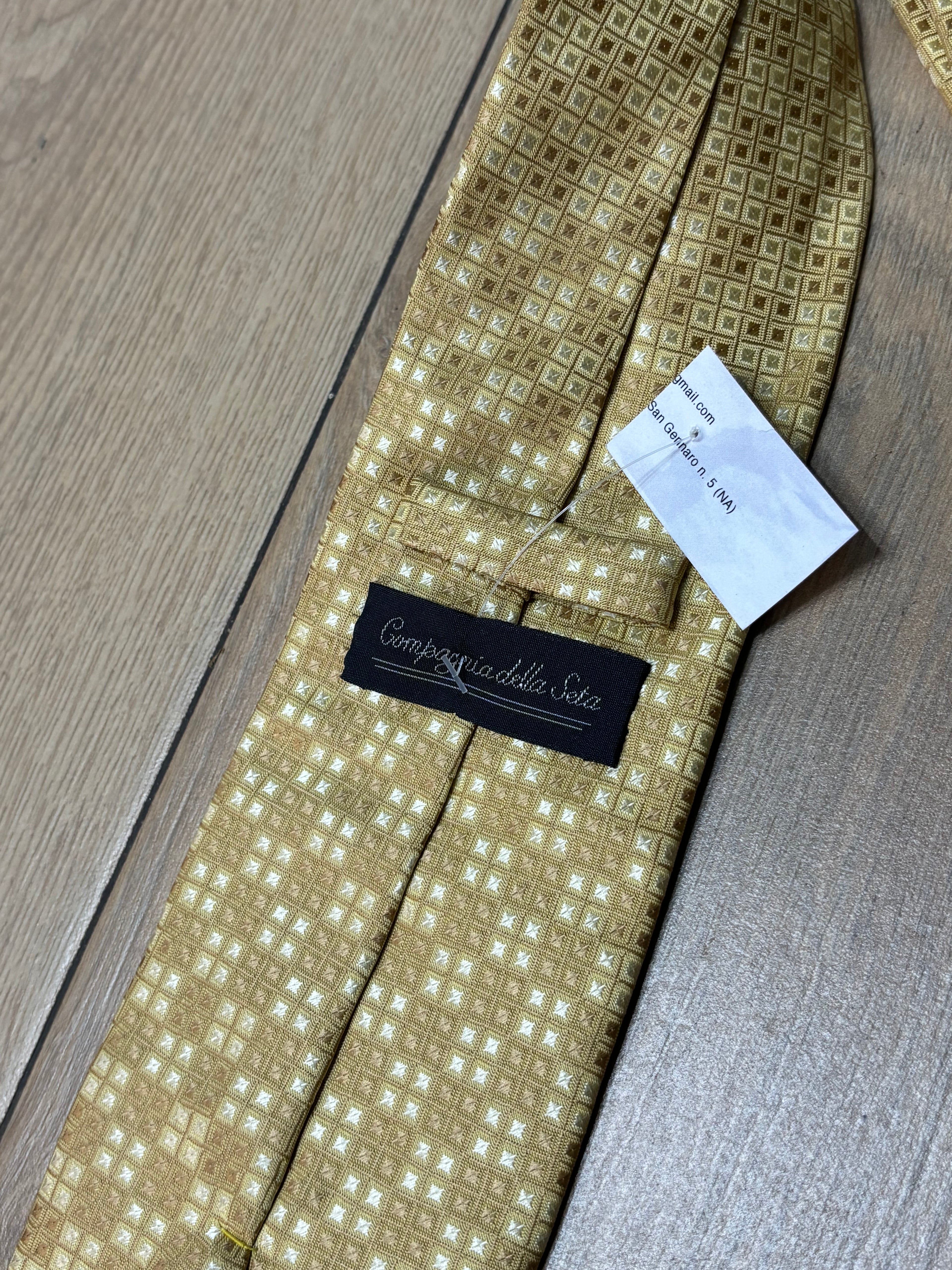 CRAVATTA 587