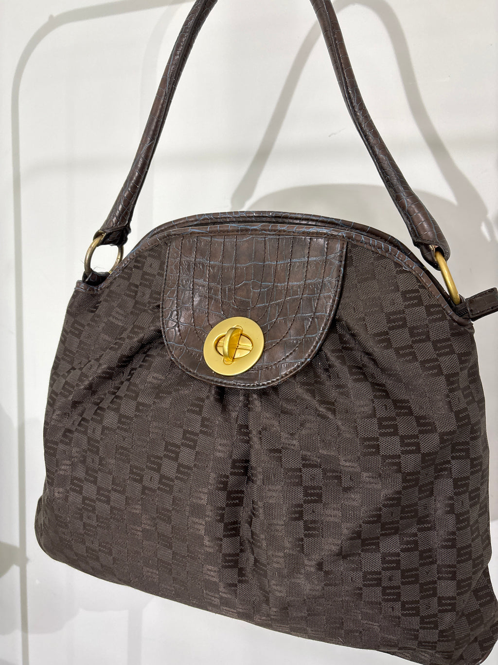 BORSA SIS 541