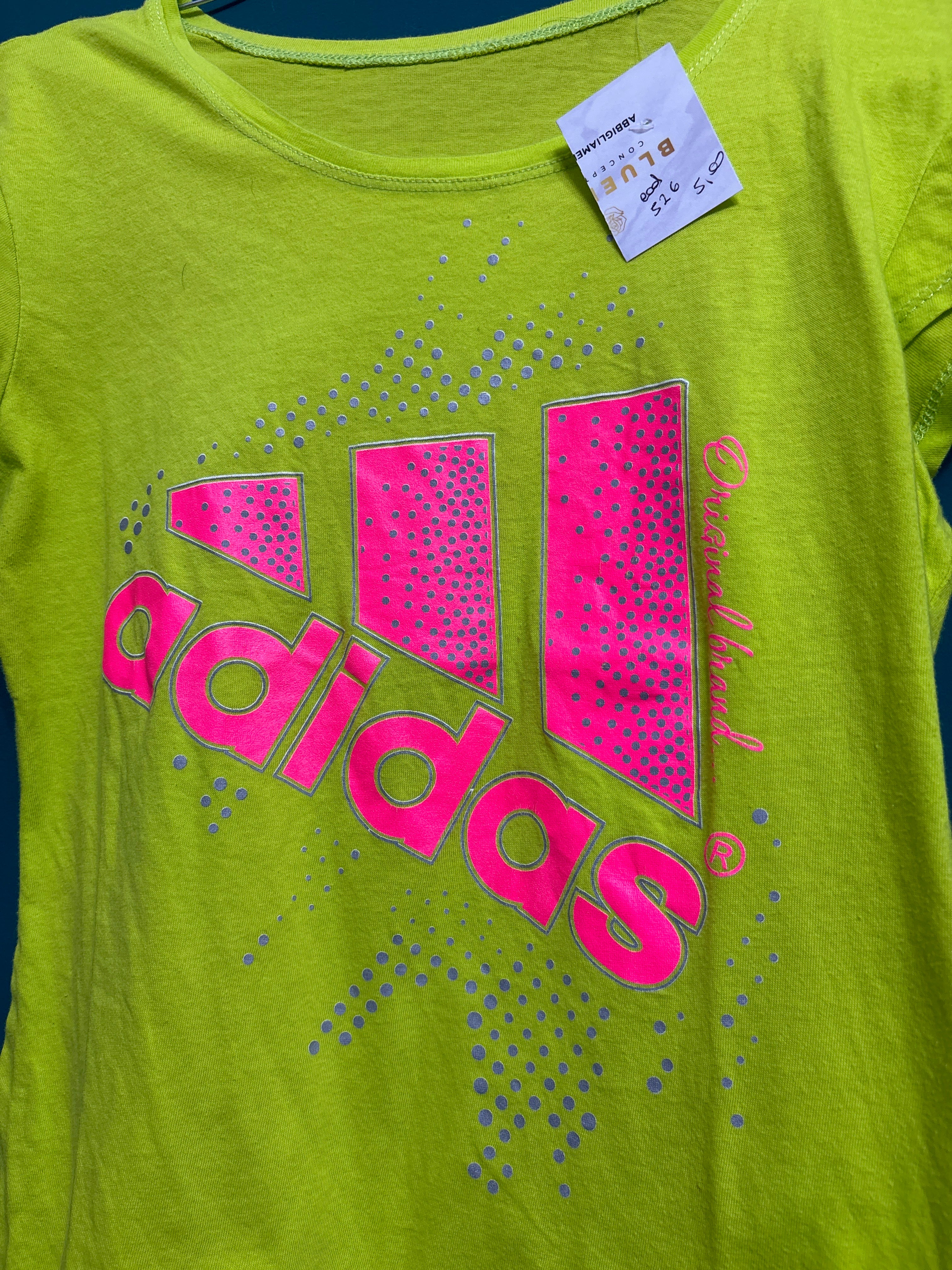 T-SHIRT ADIDAS 526