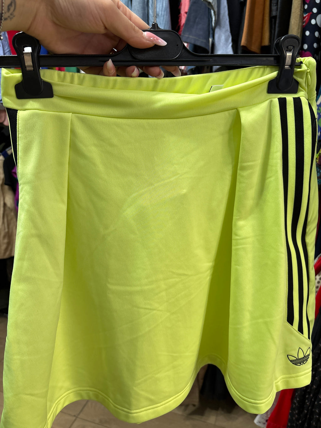 GONNA ADIDAS 385