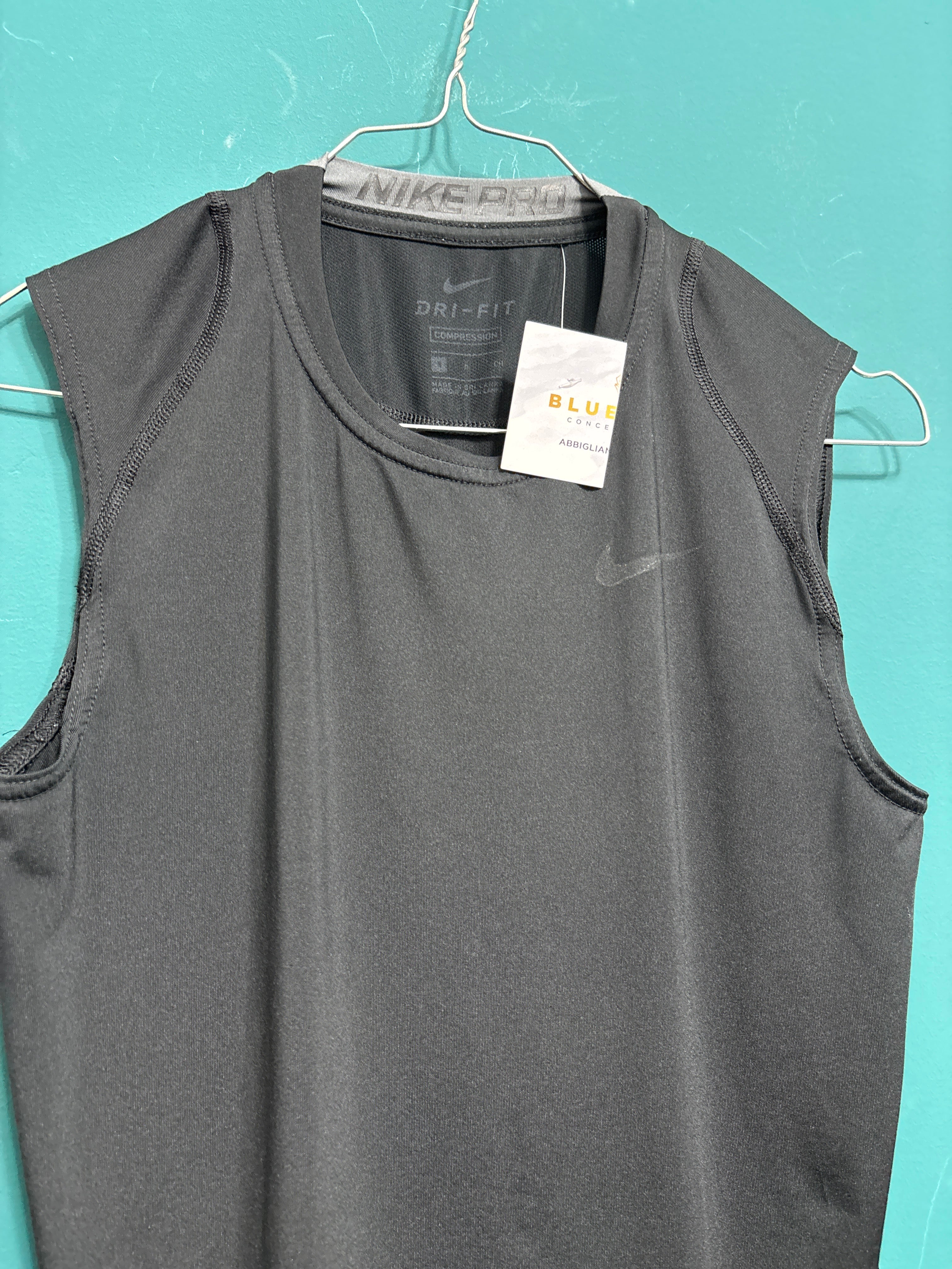 CANOTTA NIKE 523