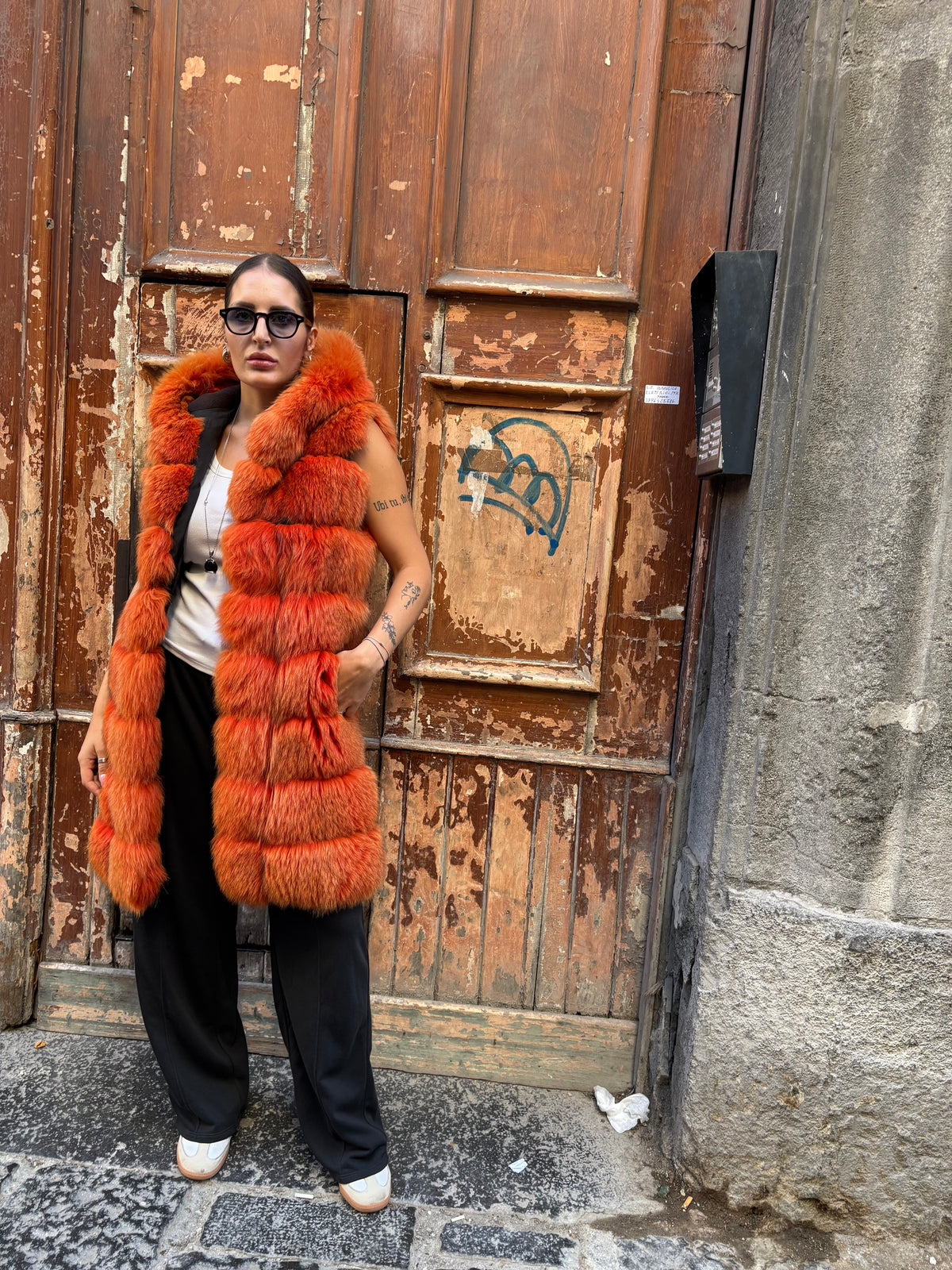 27 PELLICCIA GILET IN VOLPE