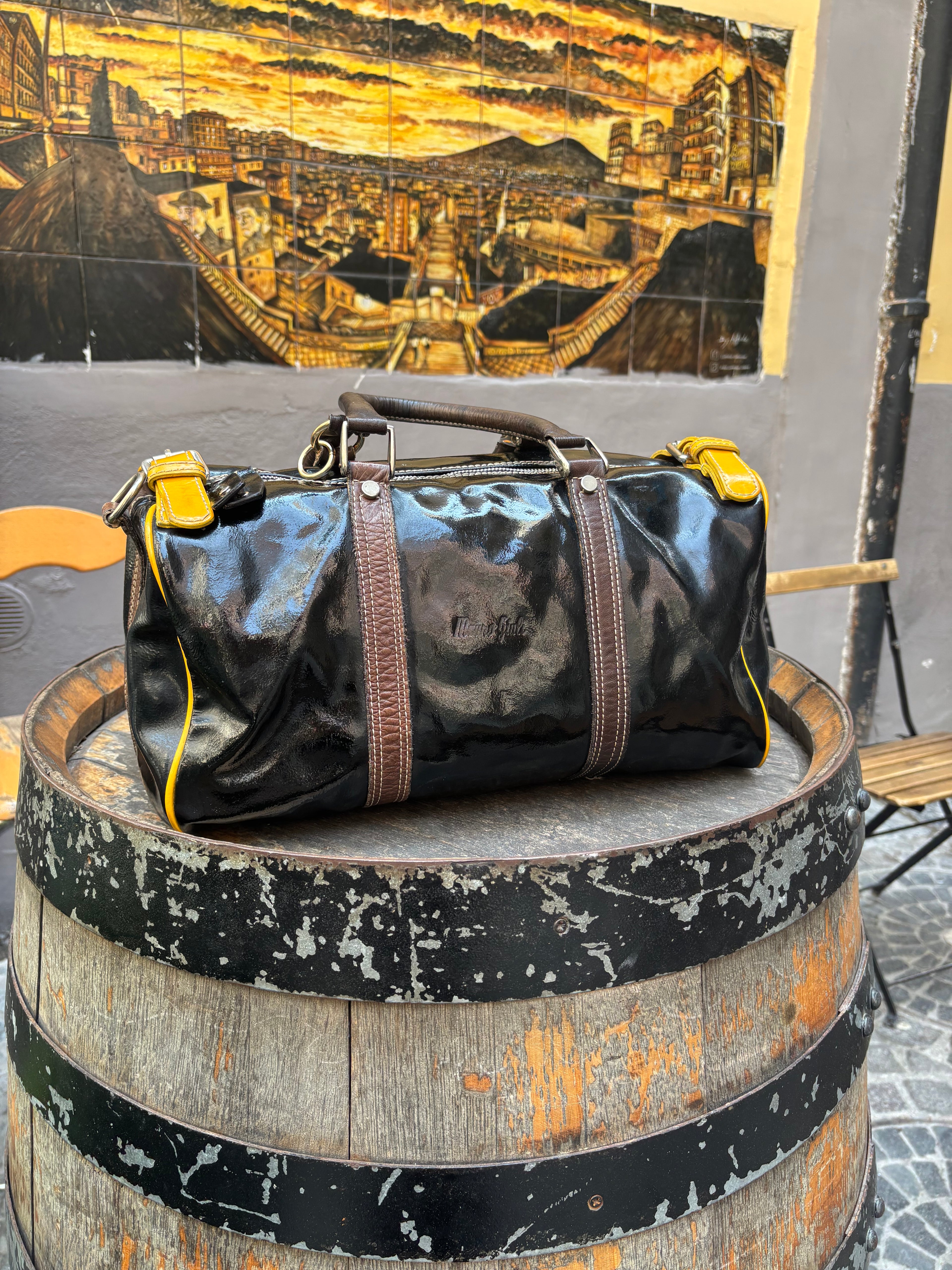 BORSA N 713