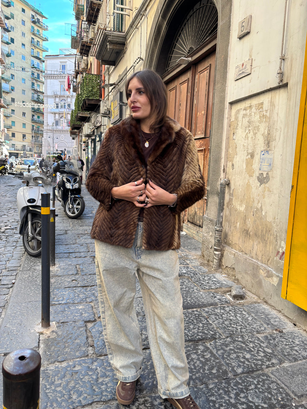 62 PELLICCIA VISONE/GIALLO