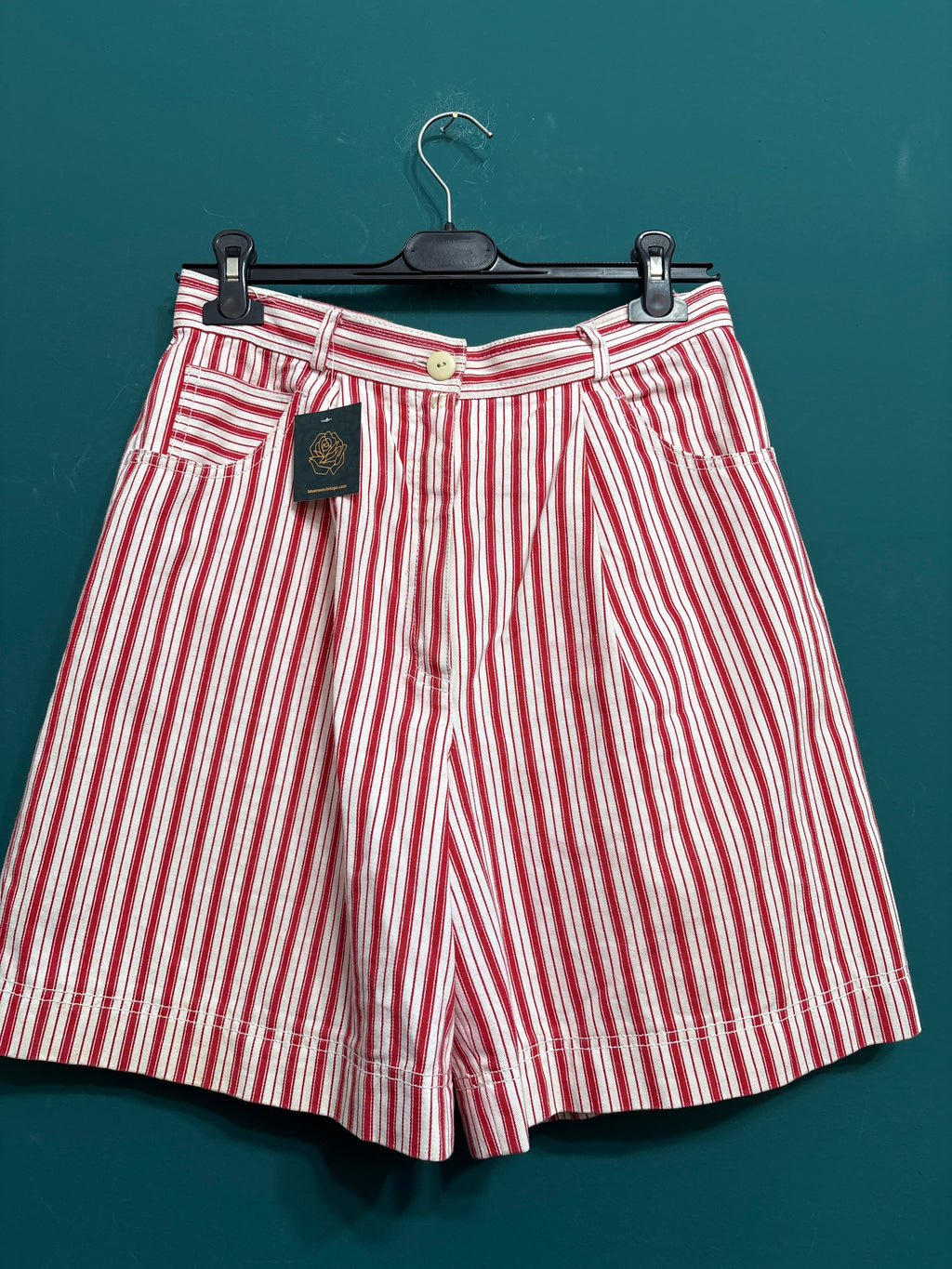 SHORTS RED 530