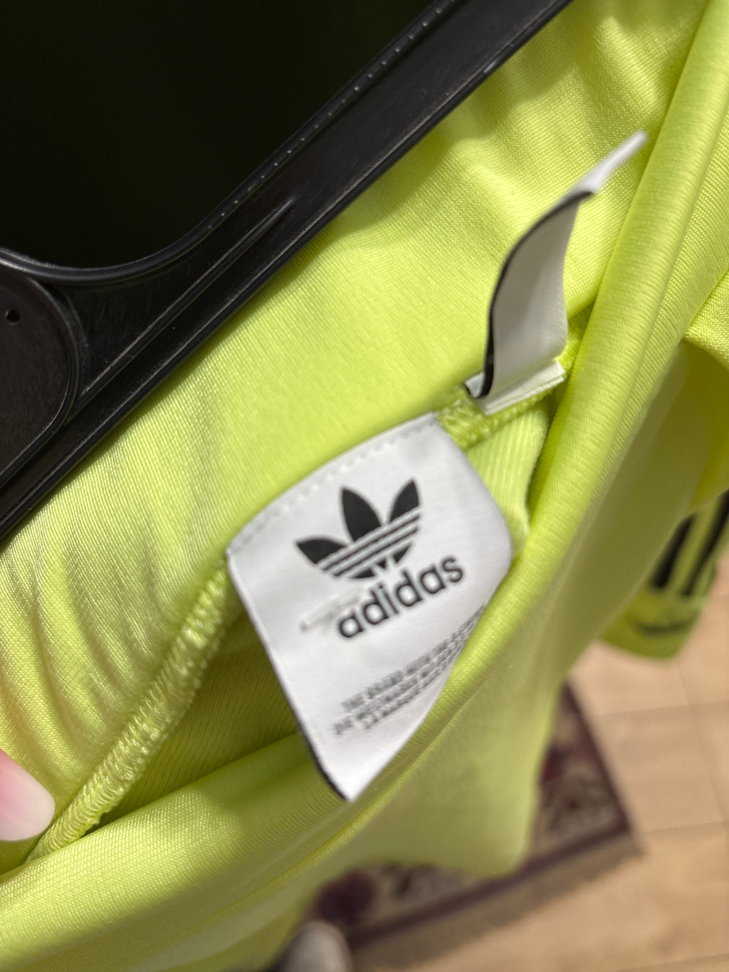 GONNA ADIDAS 385