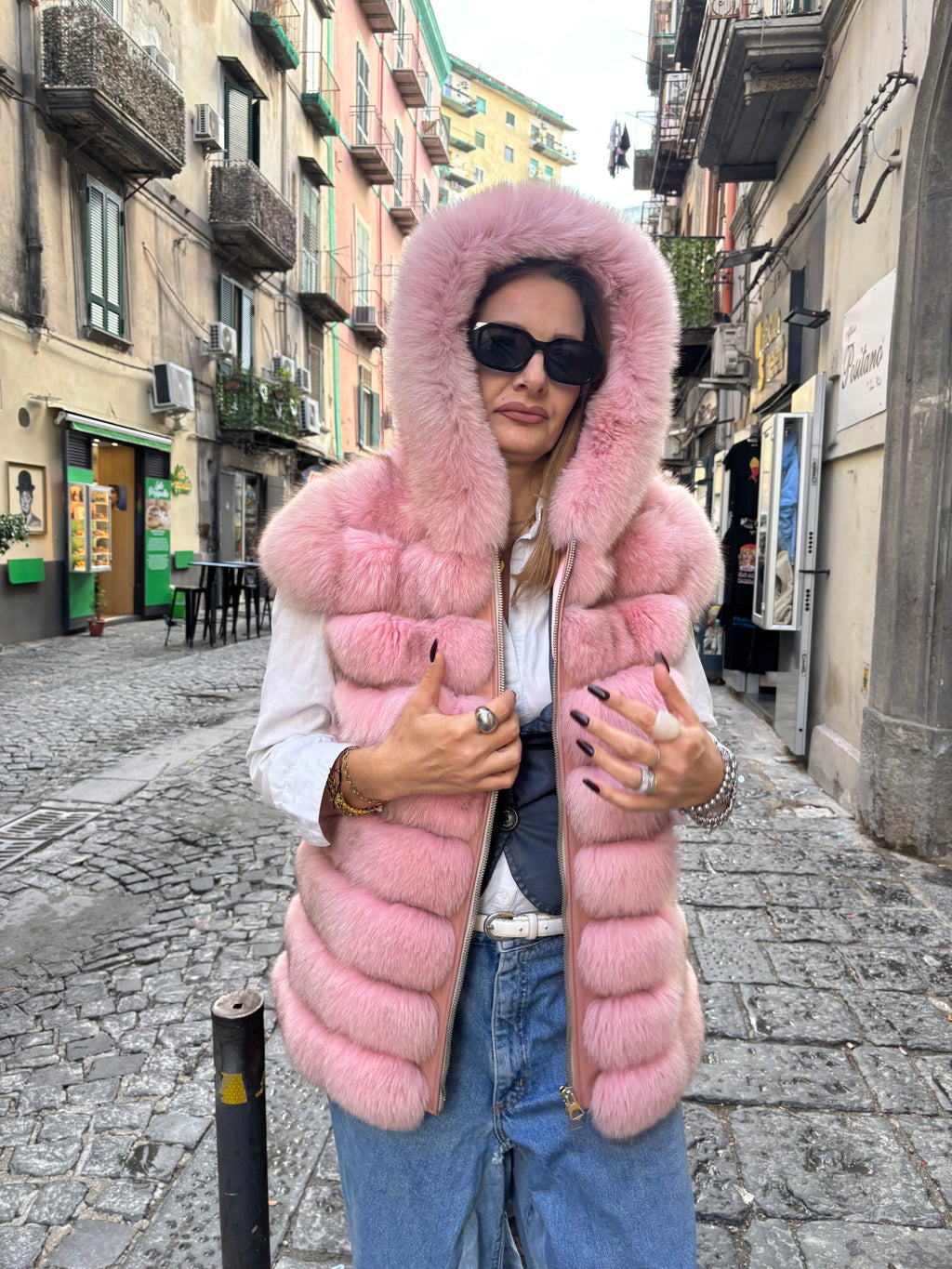 83 GILET IN VOLPE ROSA