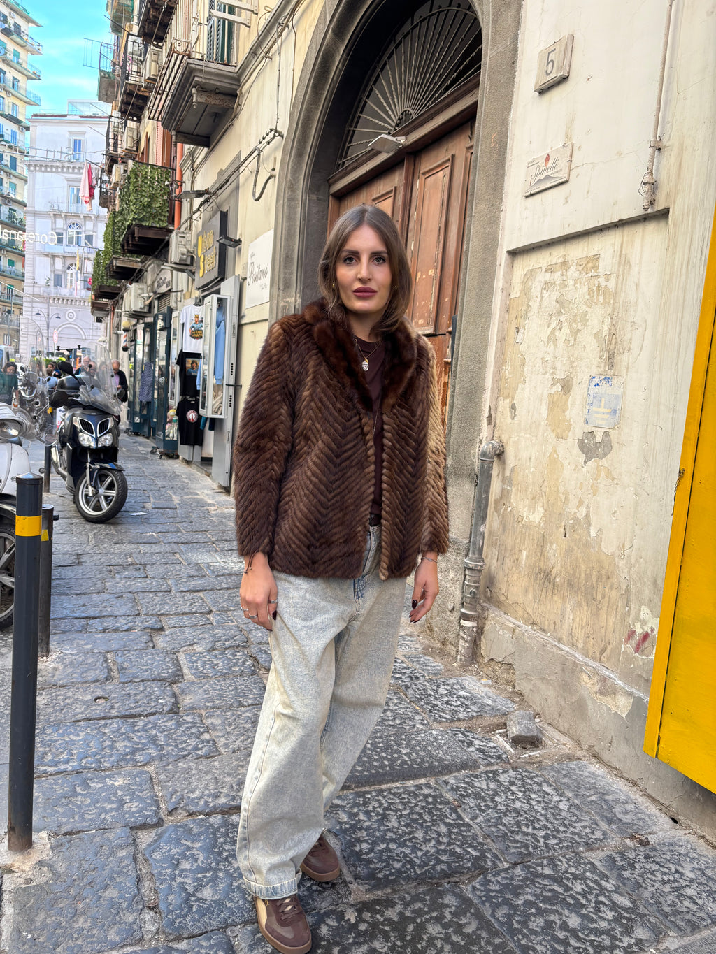 62 PELLICCIA VISONE/GIALLO