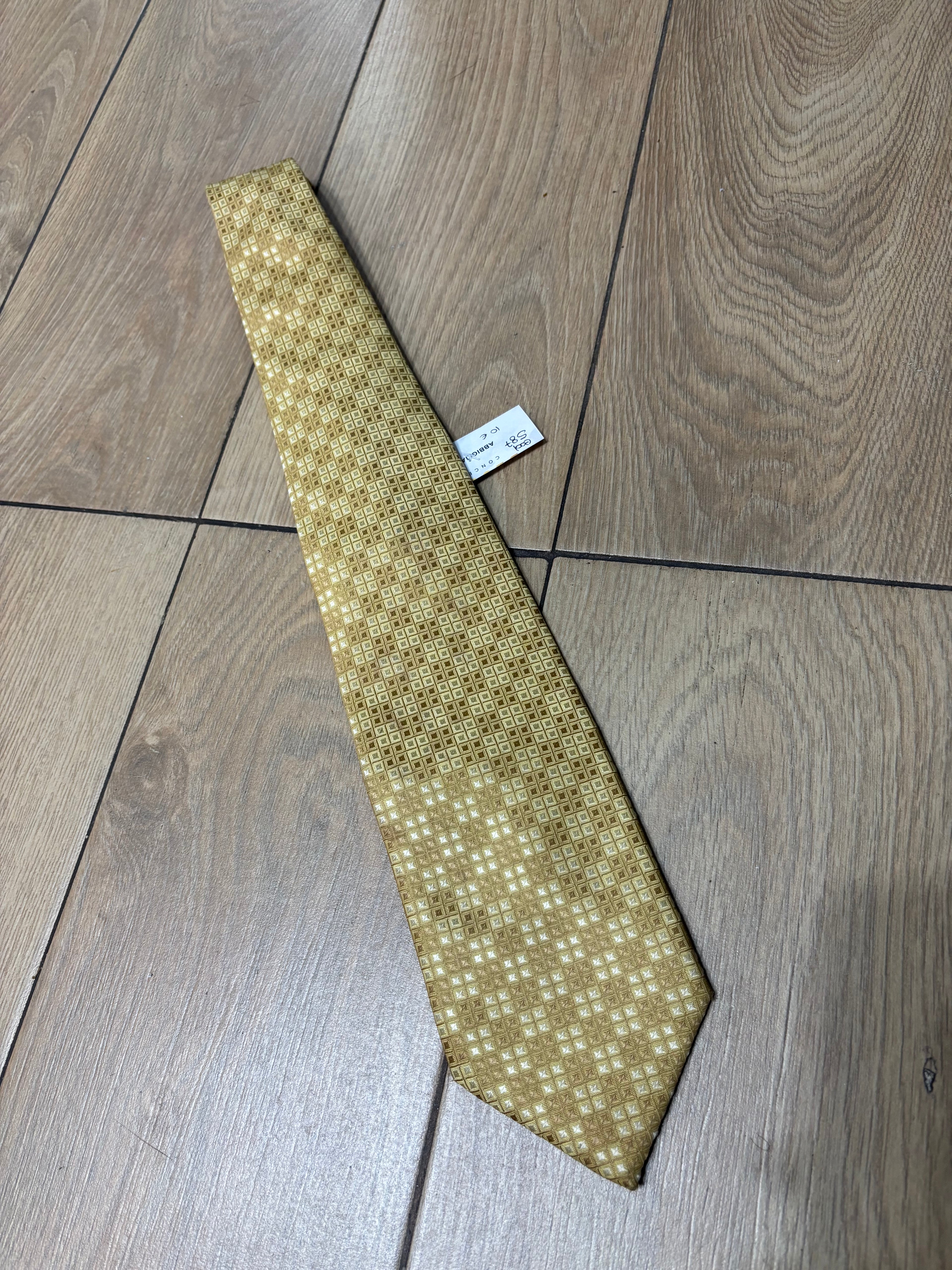 CRAVATTA 587