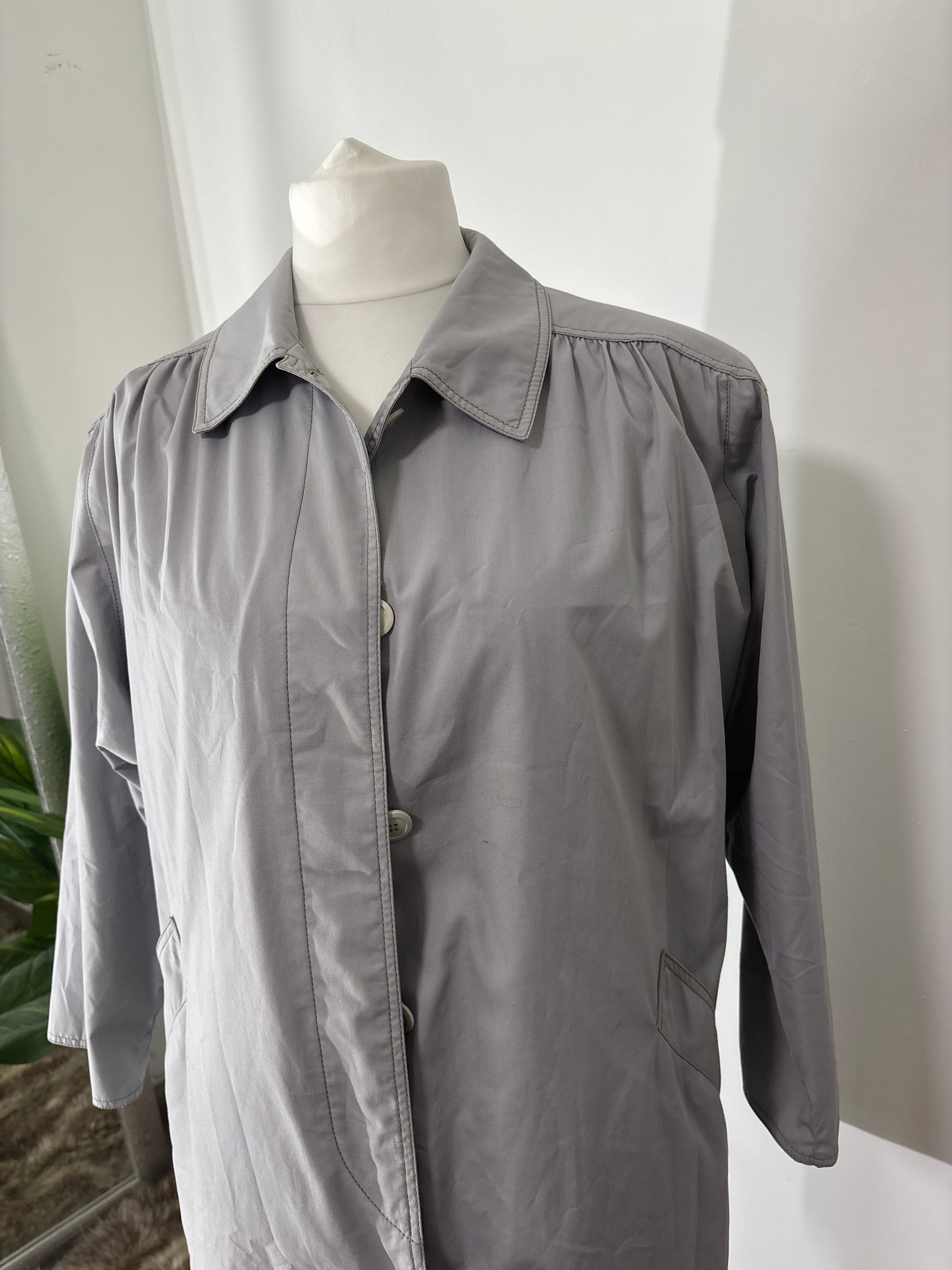 TRENCH GR 555