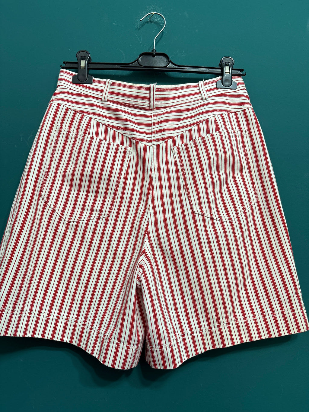 SHORTS RED 530