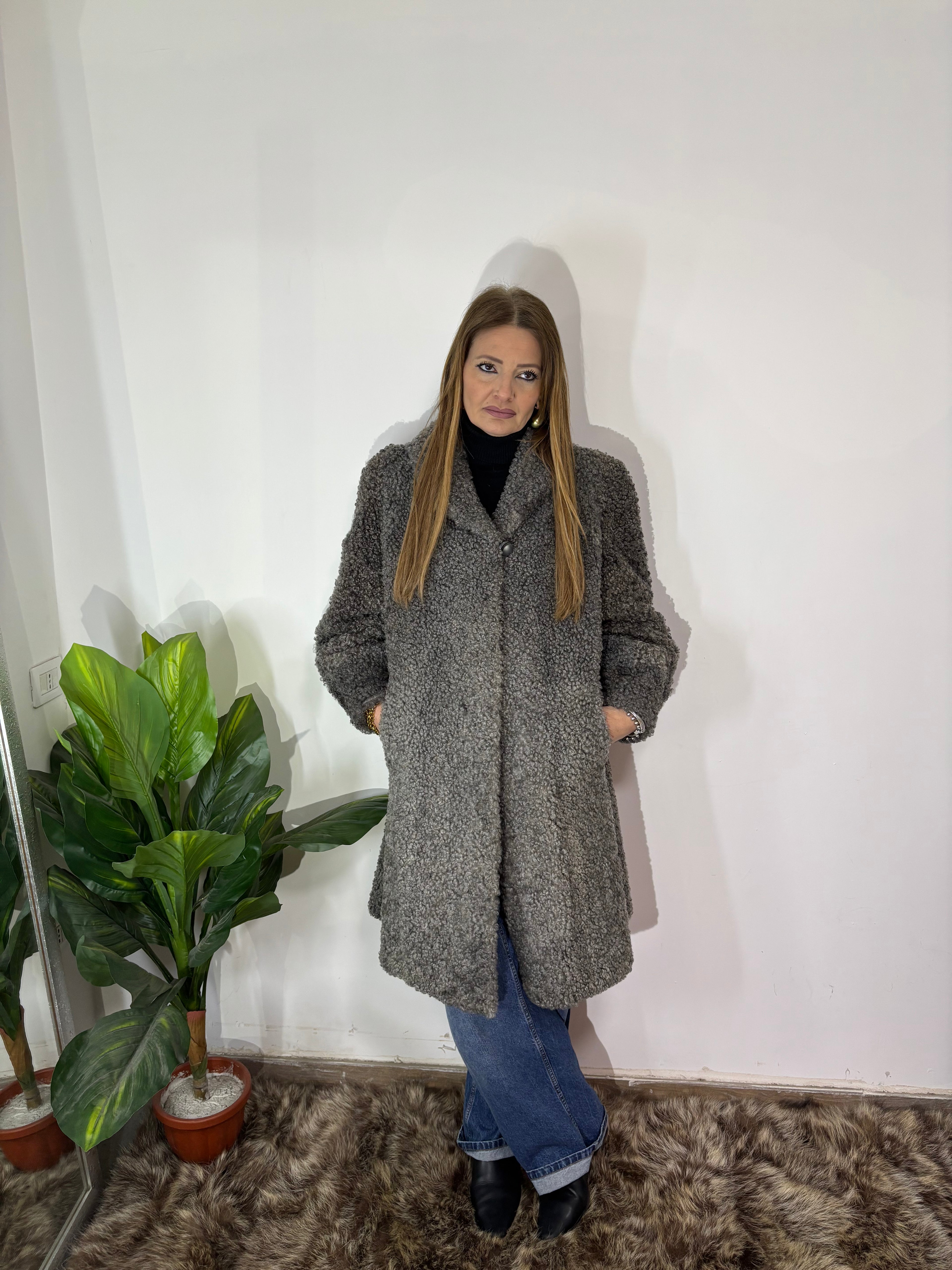 PELLICCIA IN ASTRAKAN GRIGIO 020